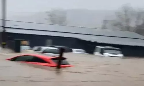 ਯੂ.ਕੇ. ਵਿਚ ਹੜ੍ਹਾਂ ਨੇ ਮਚਾਈ ਤਬਾਹੀ, 5 ਮੌਤਾਂ