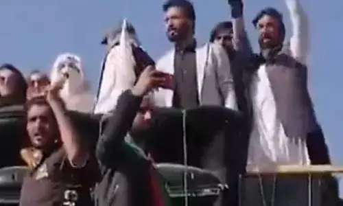 ਪਾਕਿਸਤਾਨ : ਇਮਰਾਨ ਖਾਨ ਦੀ ਰਿਹਾਈ ਮੰਗ ਰਹੇ 4 ਹਜ਼ਾਰ ਮੁਜ਼ਾਹਰਾਕਾਰੀ ਗ੍ਰਿਫ਼ਤਾਰ