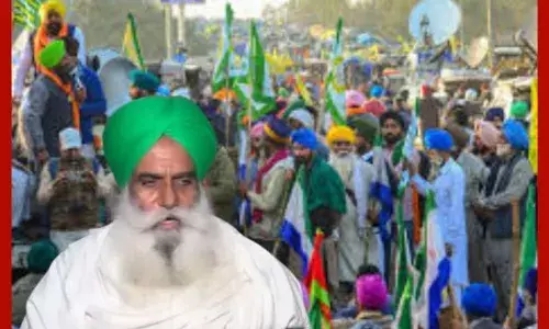 ਖਨੌਰੀ-ਸ਼ੰਭੂ ਬਾਰਡਰ ਤੇ ਡੱਲੇਵਾਲ ਦੀ ਗ੍ਰਿਫ਼ਤਾਰੀ ਮਗਰੋਂ ਮਾਹੌਲ ਹੋ ਰਿਹੈ ਗਰਮ