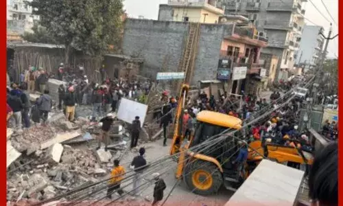 ਮੋਹਾਲੀ : ਬੇਸਮੈਂਟ ਦੀ ਖੁਦਾਈ ਕਾਰਨ ਇਮਾਰਤ ਡਿੱਗਣ ਦੀ ਘਟਨਾ: ਮੁੱਖ ਮੁੱਦੇ