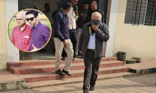 ਦਿੱਗਜ ਭਾਰਤੀ ਖਿਡਾਰੀ ਦੇ ਪਿਤਾ ਨੂੰ ਚੁੱਕ ਲੈ ਗਈ ਪੁਲਿਸ