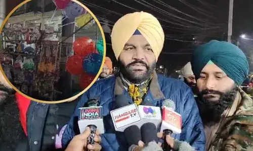 ਨਵਾਂ ਸਾਲ ਮਨਾਉਣ ਲਈ ਲਾਰੈਂਸ ਰੋਡ ਪਹੁੰਚੇ ਸਾਂਸਦ ਗੁਰਜੀਤ ਔਜਲਾ