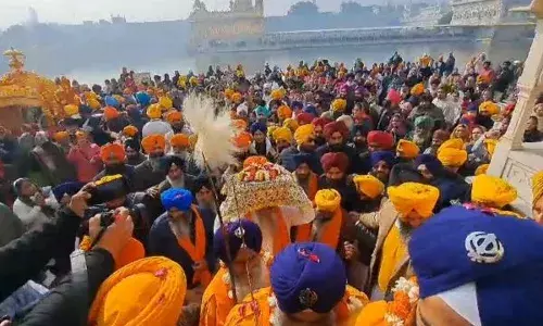 ਦਸਮ ਪਿਤਾ ਦੇ ਪ੍ਰਕਾਸ਼ ਦਿਹਾੜੇ ਨੂੰ ਸਮਰਪਿਤ ਨਗਰ ਕੀਰਤਨ ਸਜਾਇਆ
