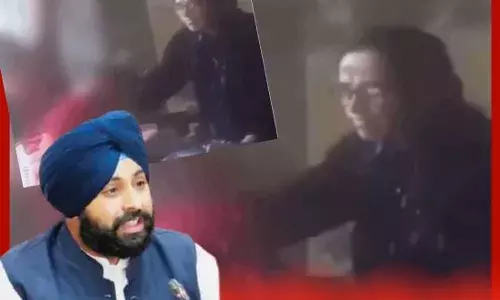 ਬੱਚੇ ਦੇ ਵਾਲ ਪੁੱਟਣ ਵਾਲੀ ਪ੍ਰਿੰਸੀਪਲ ਨੇ ਮੰਗੀ ਮਾਫ਼ੀ, ਪੜ੍ਹੋ ਪੂਰਾ ਮਾਮਲਾ