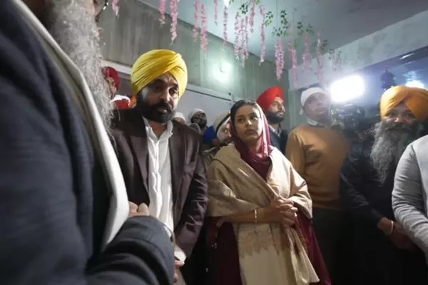 ਗੁਰਦੁਆਰਾ ਭੱਠਾ ਸਾਹਿਬ ਵਿਖੇ ਨਤਮਸਤਕ ਹੋਏ ਸੀਐਮ ਮਾਨ