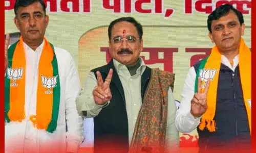 ਦਿੱਲੀ ਚੋਣਾਂ : 2 ਕੌਂਸਲਰ ਆਪ ਛੱਡ ਕੇ ਭਾਜਪਾ ਚ ਸ਼ਾਮਲ