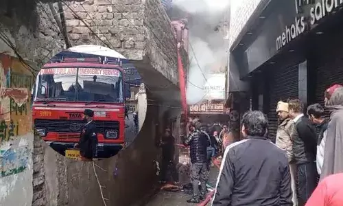 ਪਠਾਨਕੋਟ ਨਗਰ ਨਿਗਮ ਦੇ ਦਫਤਰ ਵਿੱਚ ਲੱਗੀ ਅੱਗ