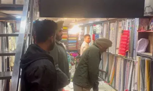 ਅਜਨਾਲਾ ਚ ਕੱਪੜਾ ਵਪਾਰੀ ਤੇ ਚੱਲੀਆਂ ਗੋਲੀਆਂ