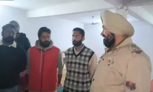ਨਜਾਇਜ਼ ਨਸ਼ਾ ਛਡਾਊ ਕੇਂਦਰ ਤੇ ਪੁਲਿਸ ਦੀ ਰੇਡ, ਕਈ ਜਣੇ ਕਾਬੂ