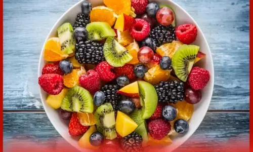 ਕੀ ਫਲਾਂ ਦਾ ਸਲਾਦ ਖਾਣਾ ਚਾਹੀਦਾ ਹੈ ਜਾਂ ਪੂਰਾ ਫਲ ?