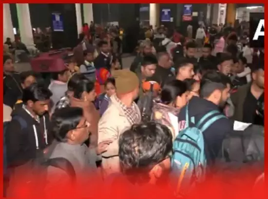 ਨਵੀਂ ਦਿੱਲੀ ਰੇਲਵੇ ਸਟੇਸ਼ਨ ਤੇ ਭਗਦੜ ਕਿਵੇਂ ਹੋਈ ? 17 ਲੋਕਾਂ ਦੀ ਚਲੀ ਗਈ ਜਾਨ ਨਵੀਂ ਦਿੱਲੀ ਰੇਲਵੇ ਸਟੇਸ਼ਨ ਤੇ ਭਗਦੜ ਕਿਵੇਂ ਹੋਈ ? 17 ਲੋਕਾਂ ਦੀ ਚਲੀ ਗਈ ਜਾਨ