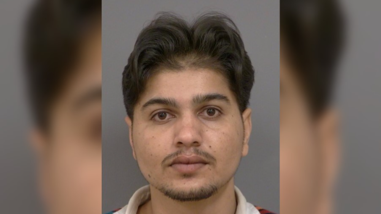 ਕੈਨੇਡਾ: ਬਰੈਂਪਟਨ ਚ ਔਰਤ ਤੋਂ ਕਾਰ ਲੁੱਟਣ ਵਾਲਾ ਪੰਜਾਬੀ ਨੌਜਵਾਨ ਗ੍ਰਿਫ਼ਤਾਰ