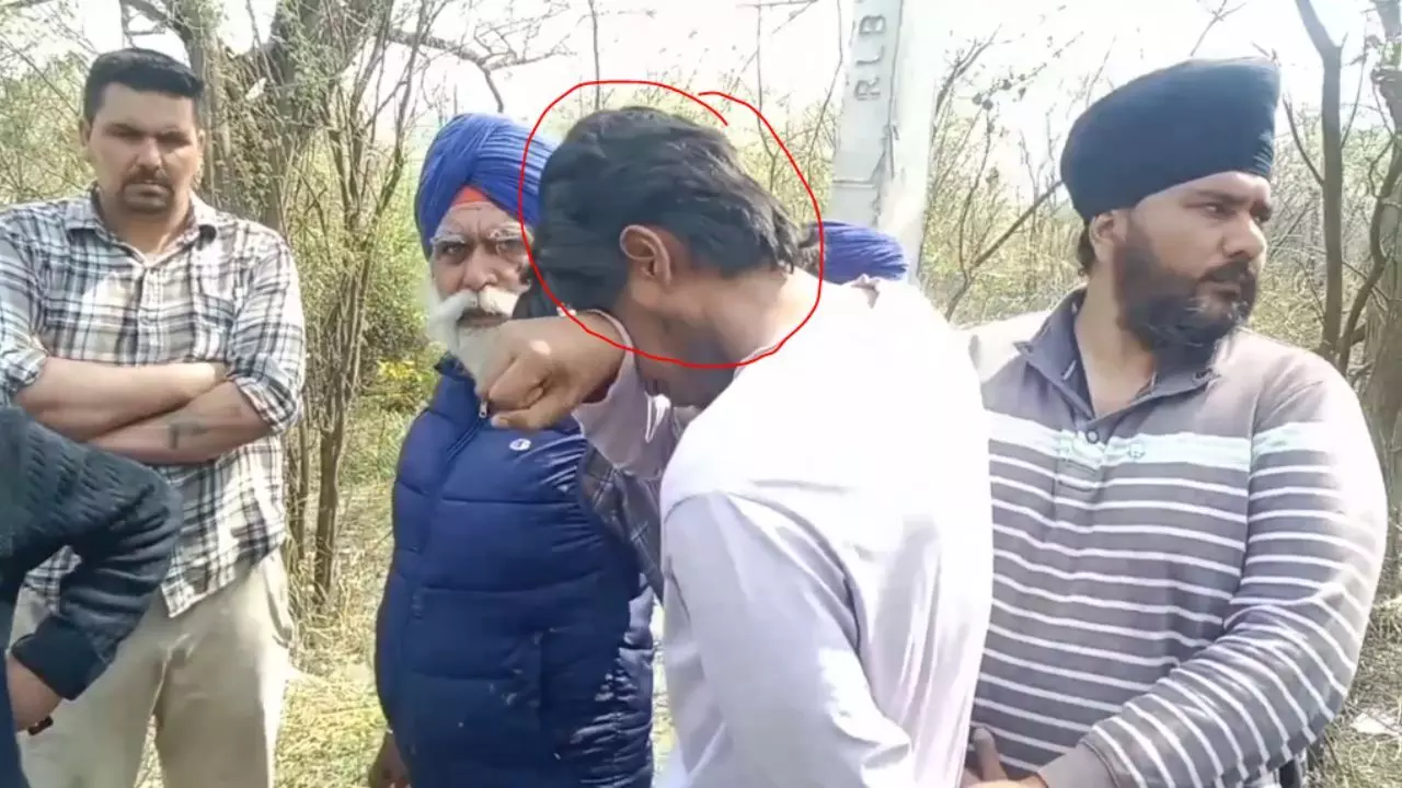 ਲੋਕਾਂ ਨੇ ਰੰਗੇ ਹੱਥੀ ਫੜ ਲਿਆ ਚੋਰ