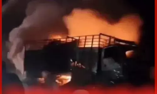 ਲੁਧਿਆਣਾ: ਟਰੱਕ ਨੂੰ ਲੱਗੀ ਅੱਗ, ਧਮਾਕੇ ਨਾਲ ਹਿੱਲੀ ਫਿਰੋਜ਼ਪੁਰ ਰੋਡ