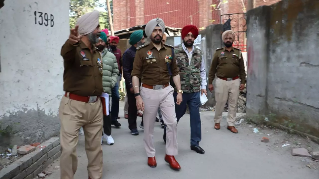 7 ਕਿਲੋ 508 ਗ੍ਰਾਮ ਹੈਰੋਇਨ ਅਤੇ ਡਰੱਗ ਮਨੀ ਸਮੇਤ 6 ਨਸ਼ਾ ਤਸਕਰ ਗ੍ਰਿਫਤਾਰ