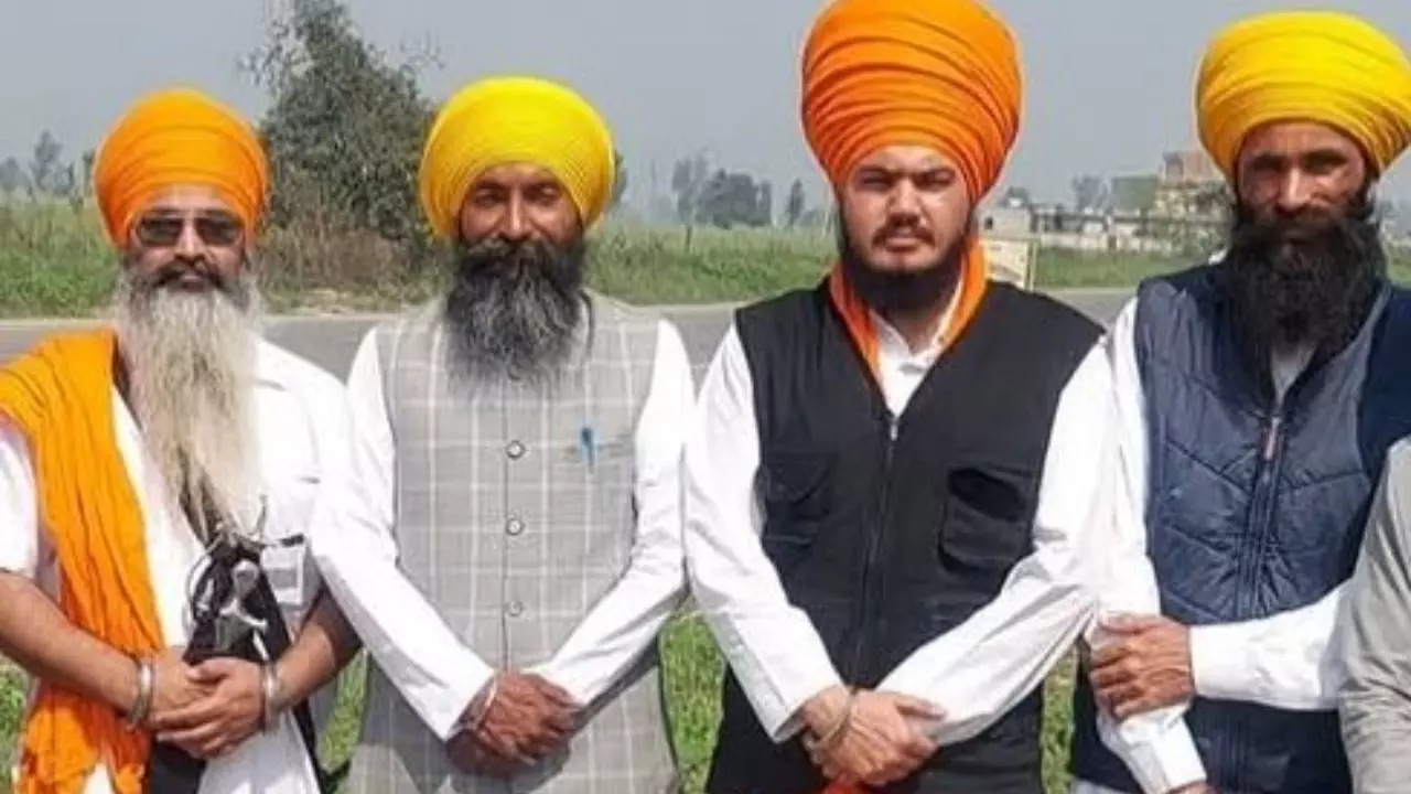 2 ਦਸੰਬਰ ਦੇ ਫ਼ੈਸਲੇ ਬਦਲਾਉਣ ਲਈ ਜਥੇਦਾਰਾਂ ਨੂੰ ਬਦਲਿਆ : ਸਿੱਖ ਯੂਥ ਫੈਡਰੇਸ਼ਨ 2 ਦਸੰਬਰ ਦੇ ਫ਼ੈਸਲੇ ਬਦਲਾਉਣ ਲਈ ਜਥੇਦਾਰਾਂ ਨੂੰ ਬਦਲਿਆ : ਸਿੱਖ ਯੂਥ ਫੈਡਰੇਸ਼ਨ