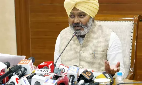 ਨਸ਼ਿਆਂ ਵਿਰੁੱਧ ਹੁਣ ਤੱਕ 1259 FIR ਦਰਜ, 1758 ਗ੍ਰਿਫ਼ਤਾਰ-ਹਰਪਾਲ ਸਿੰਘ ਚੀਮਾ ਨਸ਼ਿਆਂ ਵਿਰੁੱਧ ਹੁਣ ਤੱਕ 1259 FIR ਦਰਜ, 1758 ਗ੍ਰਿਫ਼ਤਾਰ-ਹਰਪਾਲ ਸਿੰਘ ਚੀਮਾ