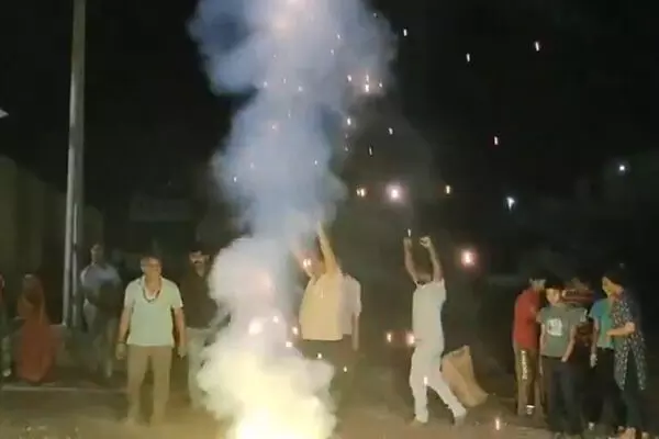 ਸੁਨੀਤਾ ਵਿਲੀਅਮਜ਼ ਦੇ ਜੱਦੀ ਪਿੰਡ ਵਿਚ ਹੋਈ ਆਤਿਸ਼ਬਾਜ਼ੀ