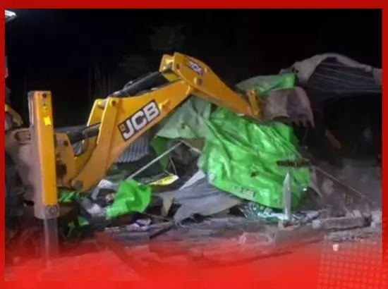 ਇੱਕ ਸਾਲ ਬਾਅਦ ਸ਼ੰਭੂ-ਖਨੌਰੀ ਸਰਹੱਦ ਖਾਲੀ, ਪੁਲਿਸ ਨੇ ਚਲਾਇਆ ਬੁਲਡੋਜ਼ਰ