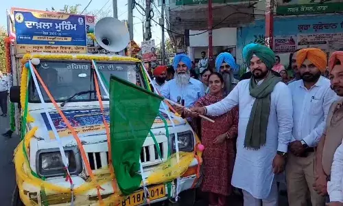 ਦੇਵ ਮਾਨ ਵੱਲੋ ਦਾਖਲਾ ਮੁਹਿੰਮ ਦੀ ਪ੍ਰਚਾਰ ਵੈਨ ਨੂੰ ਦਿਖਾਈ ਗਈ ਹਰੀ ਝੰਡੀ