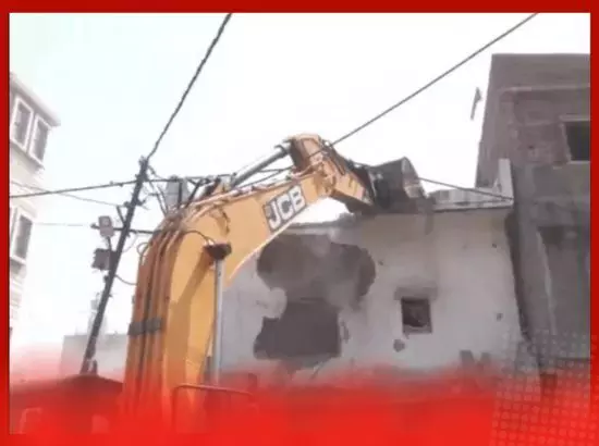 ਨਾਗਪੁਰ ਹਿੰਸਾ ਦੇ ਮੁੱਖ ਦੋਸ਼ੀ ਫਹੀਮ ਖਾਨ ਦੇ ਘਰ ਤੇ ਚਲਿਆ ਬੁਲਡੋਜ਼ਰ