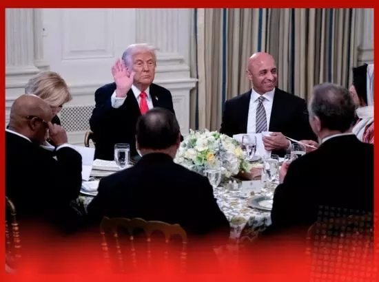 ਡੋਨਾਲਡ ਟਰੰਪ ਨੇ ਇਫਤਾਰ ਪਾਰਟੀ ਕੀਤੀ, ਮੁਸਲਮਾਨਾਂ ਦਾ ਕੀਤਾ ਧੰਨਵਾਦ