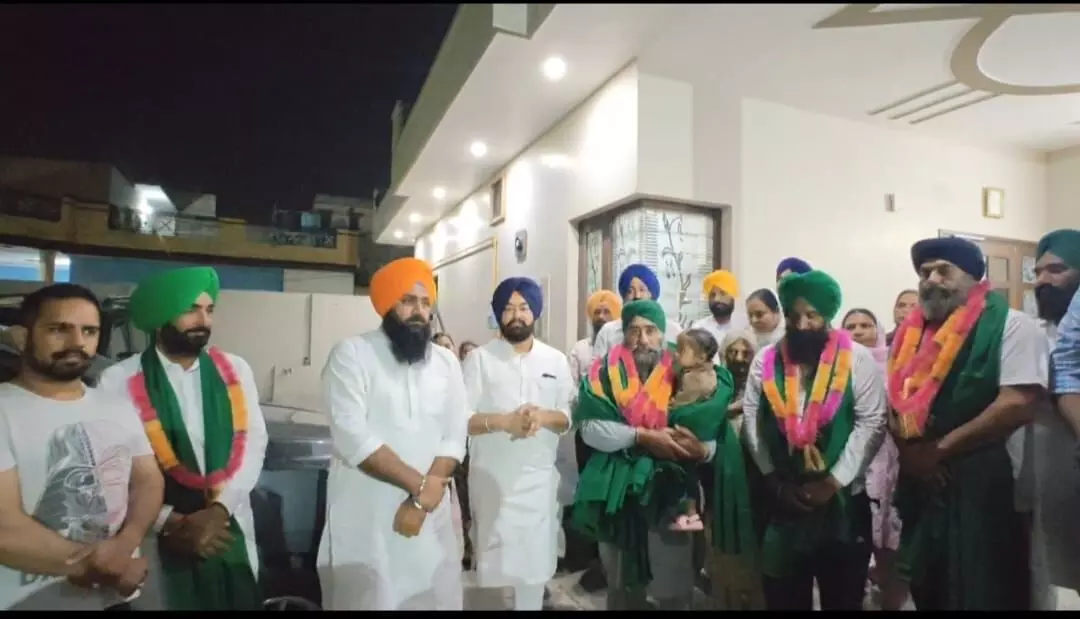 ਸ਼੍ਰੋਮਣੀ ਅਕਾਲੀ ਦਲ ਨੇ ਰਿਹਾਅ ਹੋਏ ਕਿਸਾਨਾਂ ਨਾਲ ਜਤਾਈ ਇਕਜੁੱਟਤਾ