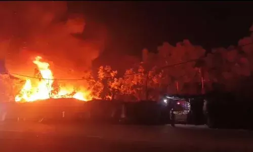 ਭਿਆਨਕ ਅੱਗ ਦਾ ਕਹਿਰ, 65 ਝੁੱਗੀਆਂ ਸੜ ਕੇ ਸੁਆਹ