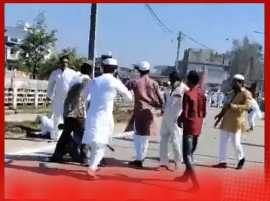 ਮੇਰਠ ਚ ਈਦ ਦੀ ਨਮਾਜ਼ ਤੋਂ ਬਾਅਦ ਹੰਗਾਮਾ (Video)