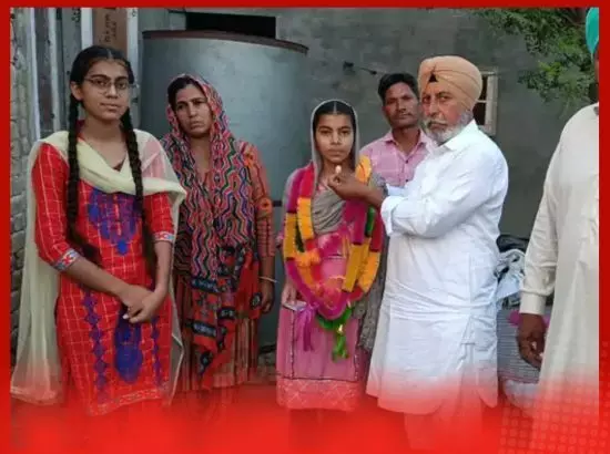 ਪਿਤਾ ਹੈ ਨਹੀਂ, ਮਾਂ ਸਿਲਾਈ ਕੇ ਕੰਮ ਚ, ਧੀ ਨੇ ਮਾਰਿਆ ਮਾਰਕਾ