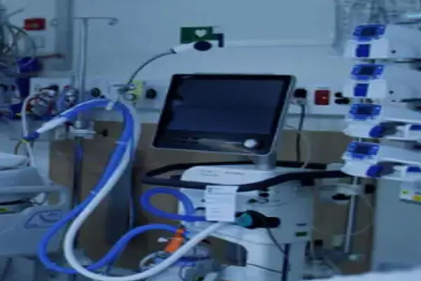 ਕੈਨੇਡਾ ਦੇ ਹਸਪਤਾਲਾਂ ਵਿਚ ਇਲਾਜ ਨੂੰ ਤਰਸ ਰਹੇ ਲੋਕ ਕੈਨੇਡਾ ਦੇ ਹਸਪਤਾਲਾਂ ਵਿਚ ਇਲਾਜ ਨੂੰ ਤਰਸ ਰਹੇ ਲੋਕ