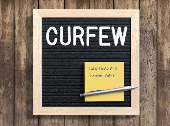 ਮਨੀਪੁਰ ‘ਚ ਫਿਰ ਕਰਫਿਊ, ਝੰਡਾ ਉਤਾਰਨ ਨੂੰ ਲੈ ਕੇ ਦੋ ਧੜਿਆਂ ਵਿਚਾਲੇ ਝਗੜਾ