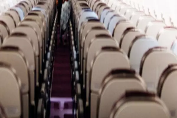 ਹਵਾਈ ਜਹਾਜ਼ ਵਿਚ ਸ਼ਰਾਬੀ ਦੀ ਸ਼ਰਮਨਾਕ ਕਰਤੂਤ