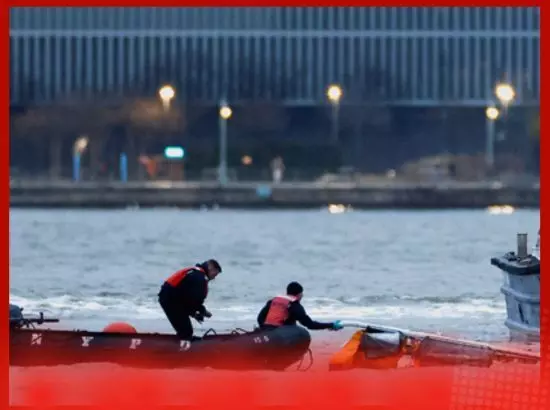 ਨਿਊਯਾਰਕ ਦੇ ਹਡਸਨ ਨਦੀ ਵਿੱਚ ਹੈਲੀਕਾਪਟਰ ਕਰੈਸ਼