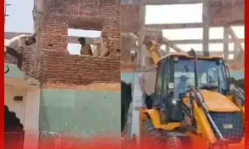 ਵਕ਼ਫ਼ ਸੋਧ ਬਿੱਲ ਤੋਂ ਬਾਅਦ ਪਹਿਲੀ ਕਾਰਵਾਈ, ਮਦਰੱਸੇ ਨੂੰ ਢਾਹਿਆ ਗਿਆ