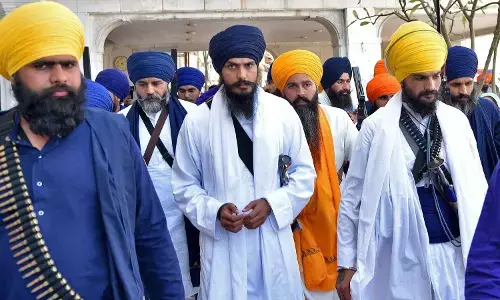 ਅੰਮ੍ਰਿਤਪਾਲ ਦੀ ਨਜ਼ਰਬੰਦੀ ਦੇ ਵਾਧੇ ਦਾ ਸਭ ਤੋਂ ਵੱਧ ਫਾਇਦਾ ਕਿਸ ਨੂੰ ਹੋਵੇਗਾ? ਅੰਮ੍ਰਿਤਪਾਲ ਦੀ ਨਜ਼ਰਬੰਦੀ ਦੇ ਵਾਧੇ ਦਾ ਸਭ ਤੋਂ ਵੱਧ ਫਾਇਦਾ ਕਿਸ ਨੂੰ ਹੋਵੇਗਾ?