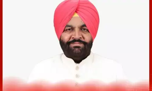 ਐਮਪੀ ਔਜਲਾ ਨੇ ਜੀਐਨਡੀਯੂ ਦੇ ਖੇਡ ਮੈਦਾਨ ਵਿੱਚ ਸਿਆਸੀ ਰੈਲੀ ਦਾ ਵਿਰੋਧ ਕੀਤਾ