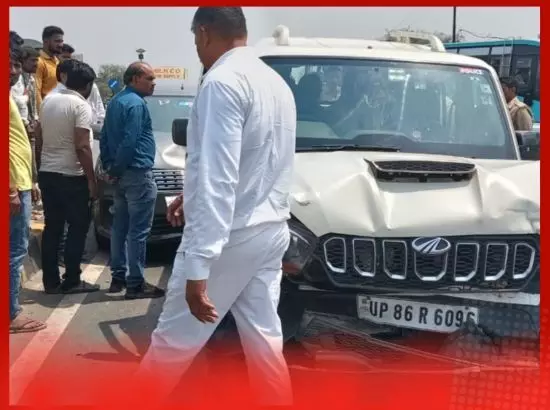 ਕਰਨੀ ਸੈਨਾ ਵੱਲੋਂ ਸਪਾ ਸੰਸਦ ਮੈਂਬਰ ਰਾਮਜੀ ਲਾਲ ਸੁਮਨ ਦੇ ਕਾਫ਼ਲੇ ਤੇ ਹਮਲਾ