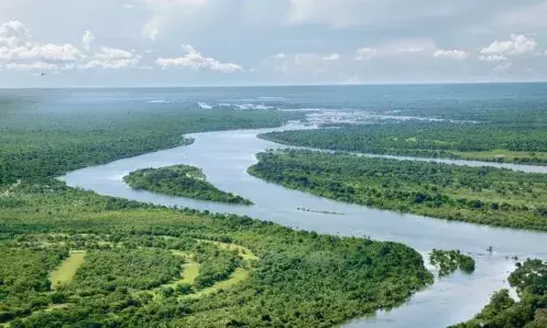 ਜਦੋਂ ਸੂਬੇ ਆਪਸ ਚ ਸੰਘਰਸ਼ ਕਰਦੇ ਹਨ, ਇਹ ਸੰਵਿਧਾਨਕ ਏਕਤਾ ਖ਼ਤ-ਰਾ ਬਣ ਜਾਂਦਾ