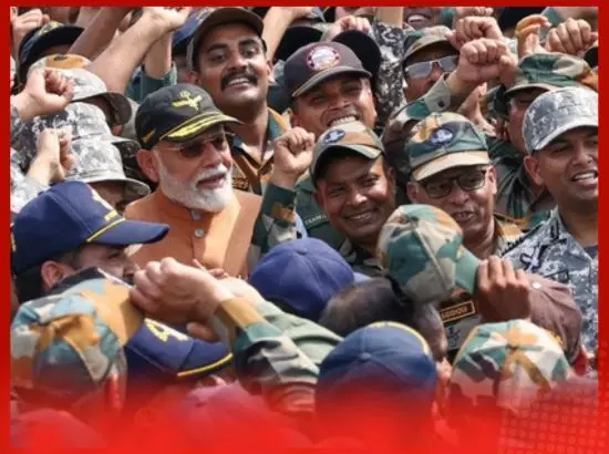 ਆਦਮਪੁਰ ਏਅਰਬੇਸ ਤੇ ਫੌਜੀਆਂ ਨੂੰ ਮਿਲਣ ਪਹੁੰਚੇ ਪੀਐਮ ਮੋਦੀ, ਪੰਜਾਬ ਪਹੁੰਚੇ PM