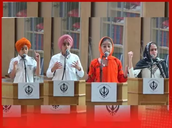 ਸਿੱਖ ਨੌਜਵਾਨਾਂ ਵੱਲੋ ਗੁਰਮਤਿ ਵਿਚਾਰਾਂ ਦੀ ਰੂਹਾਨੀ ਪੇਸ਼ਕਸ਼