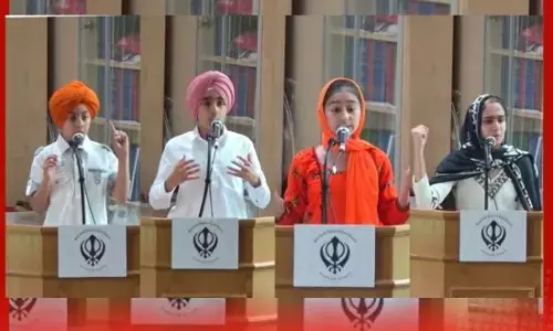 ਸਿੱਖ ਨੌਜਵਾਨਾਂ ਵੱਲੋ ਗੁਰਮਤਿ ਵਿਚਾਰਾਂ ਦੀ ਰੂਹਾਨੀ ਪੇਸ਼ਕਸ਼