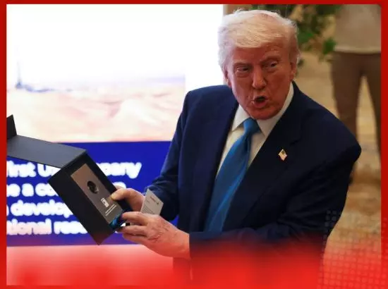 ਡੋਨਾਲਡ ਟਰੰਪ ਨੇ UAE ਦੇ ਤੇਲ ਦੇ ਤੋਹਫ਼ੇ ਦਾ ਉਡਾਇਆ ਮਜ਼ਾਕ, ਵੀਡੀਓ ਵਾਇਰਲ