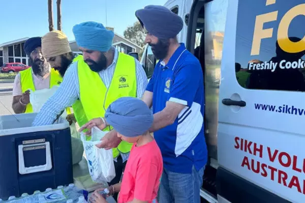 ਆਸਟ੍ਰੇਲੀਆ ਦੇ ਹੜ੍ਹ ਪੀੜਤਾਂ ਦੀ ਮਦਦ ਵਿਚ ਜੁਟੇ ਸਿੱਖ