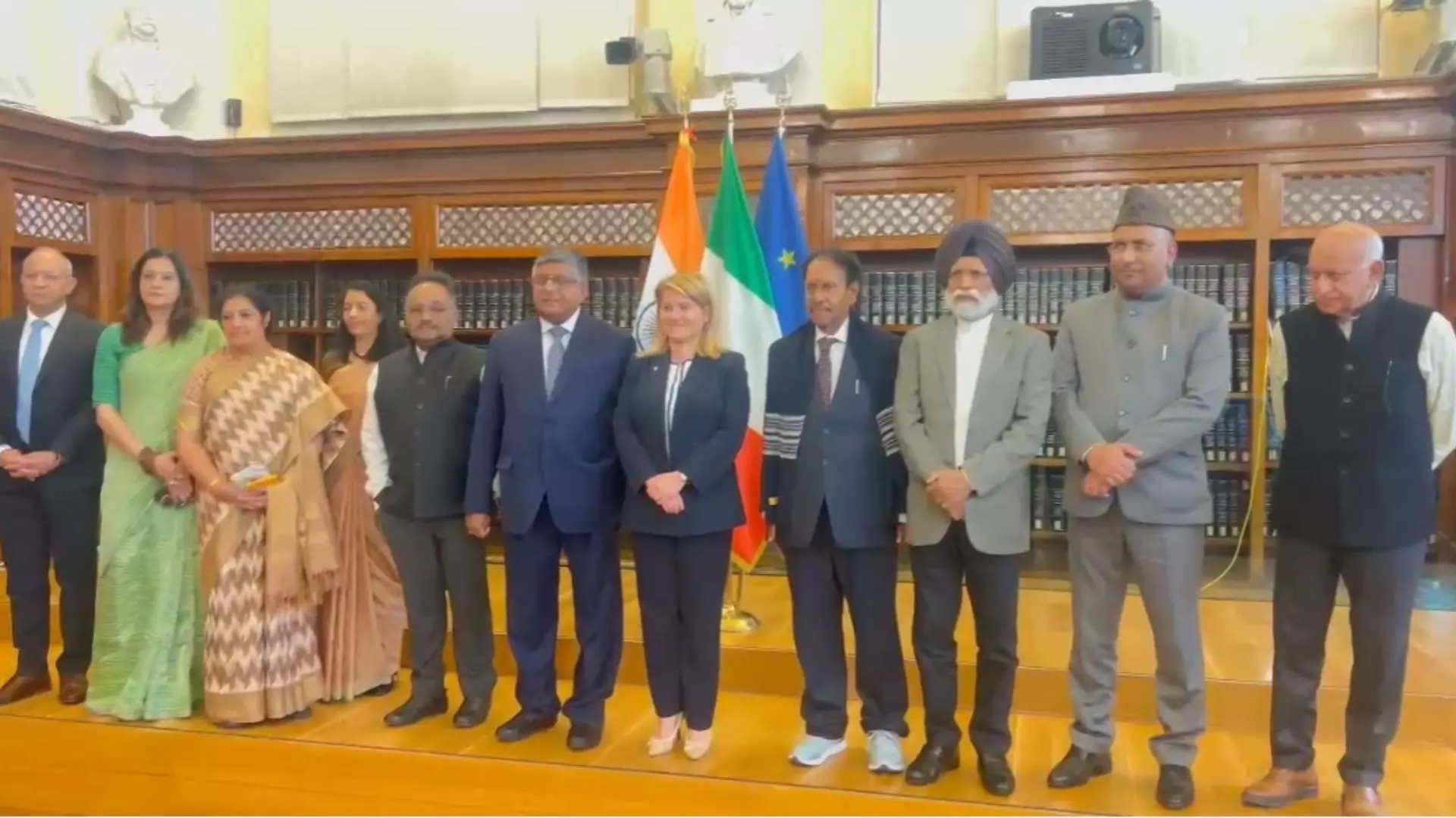 ਵਿਸ਼ਵ ਸ਼ਾਂਤੀ ਲਈ ਯੂਰਪ ਫੇਰੀ ਤੇ ਆਇਆ ਭਾਰਤ ਸਰਕਾਰ ਦਾ ਵਿਸ਼ੇਸ਼ ਵਫ਼ਦ