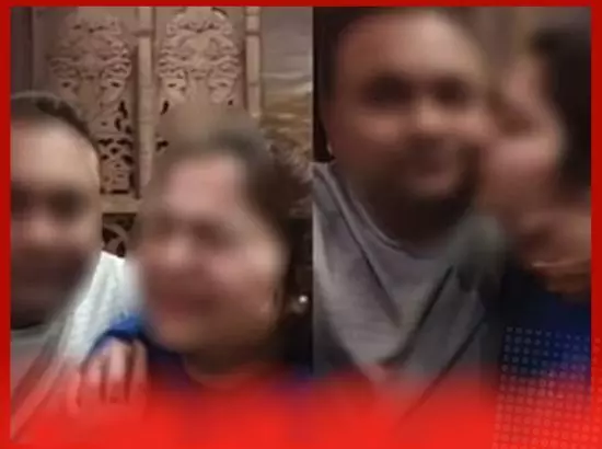 ਭਾਜਪਾ ਮਹਿਲਾ ਨੇਤਾ ਦੇ ਪੁੱਤਰ ਦੇ ਅਸ਼ਲੀਲ ਵੀਡੀਓਜ਼ ਕਾਰਨ ਹੰਗਾਮਾ ਭਾਜਪਾ ਮਹਿਲਾ ਨੇਤਾ ਦੇ ਪੁੱਤਰ ਦੇ ਅਸ਼ਲੀਲ ਵੀਡੀਓਜ਼ ਕਾਰਨ ਹੰਗਾਮਾ