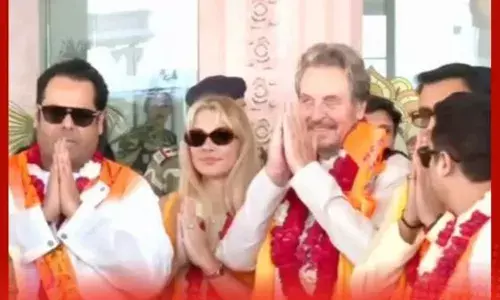 ਐਲੋਨ ਮਸਕ ਦੇ ਪਿਤਾ ਐਰੋਲ ਮਸਕ ਪਹੁੰਚੇ ਅਯੁੱਧਿਆ