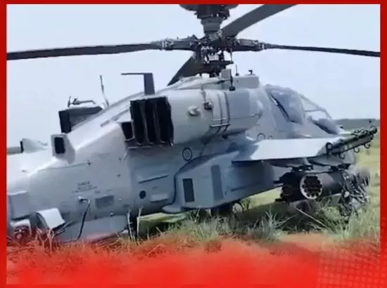 ਭਾਰਤੀ ਹਵਾਈ ਸੈਨਾ ਦਾ ਜਹਾਜ਼ ਅਚਾਨਕ ਉਤਰਿਆ ਖੇਤਾਂ ਵਿਚ (Video)