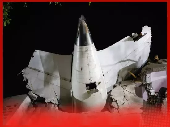 ਅਹਿਮਦਾਬਾਦ ਜਹਾਜ਼ ਹਾਦਸੇ ਵਿੱਚ 265 ਤੋਂ ਵੱਧ ਲੋਕਾਂ ਦੀ ਮੌਤ, ਉਠੇ ਸਵਾਲ