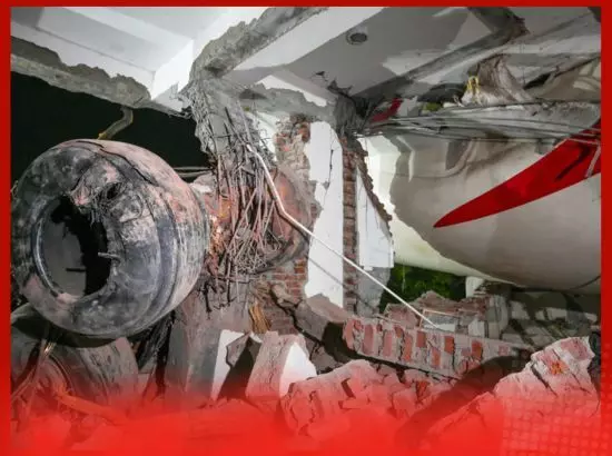 MBBS ਵਿਦਿਆਰਥੀ ਨੇ ਸੁਣਾਇਆ ਜਹਾਜ਼ ਹਾਦਸੇ ਦਾ ਦਿਲ ਦਹਿਲਾ ਦੇਣ ਵਾਲਾ ਦ੍ਰਿਸ਼